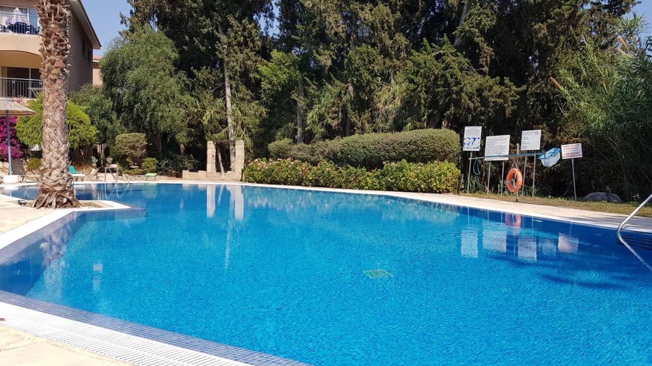 Paradise Gardens IV 2 Bd Amazing Apartment Paphos Luaran gambar